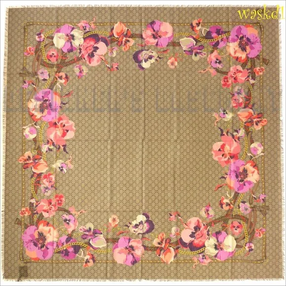 GUCCI pink Oshibana Flowers PANSHIE GG gold Chains giant 53"-square wool scarf - Picture 2 of 10